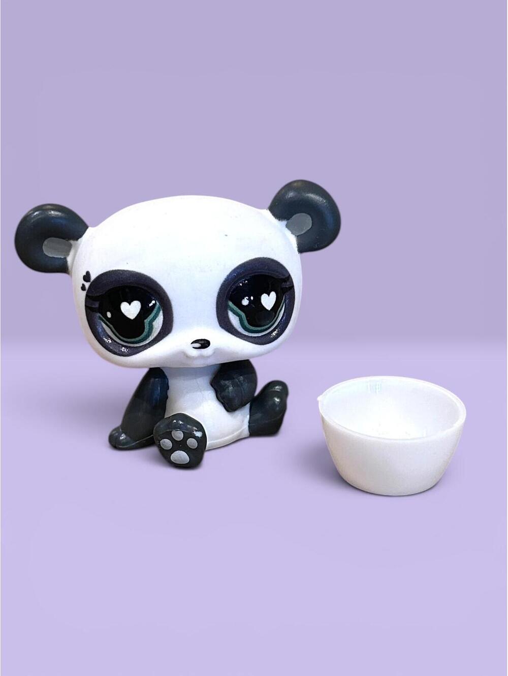 Littlest Pet Shop LPS Gen 7 Panda #001 with Bowl Accessory